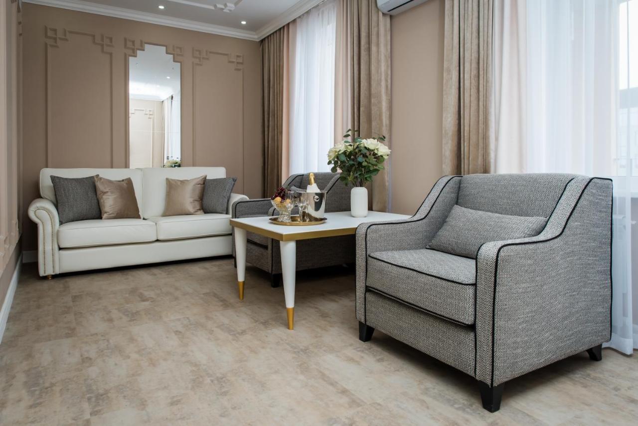 Rakhat Hotel Uralsk Dış mekan fotoğraf