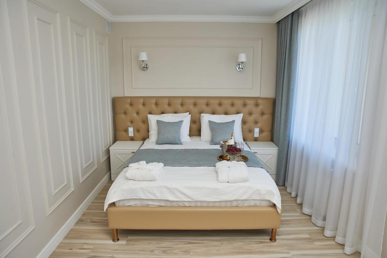 Rakhat Hotel Uralsk Dış mekan fotoğraf